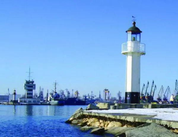 111 години от официалното откриване варненското пристанище