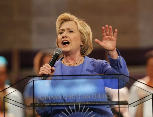 Хилари Клинтън се почувствала зле на възпоменанието за 11 септември