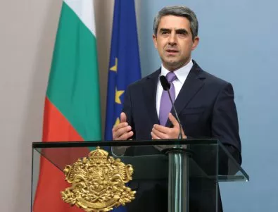 Плевнелиев: България трябва да бъде по-малко зависима от каки и батковци
