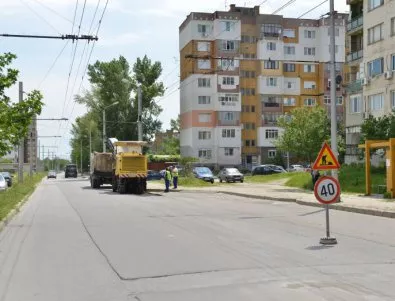 Започна ремонт на уличната мрежа в Сливен