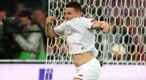 Зидан моли Перес да му купи звезда на Севиля