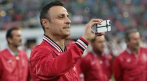 Бербатов се завръща в Англия - отива в тима на един от идолите си