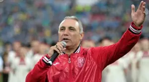 {{ otherArticle[0].article.title }}