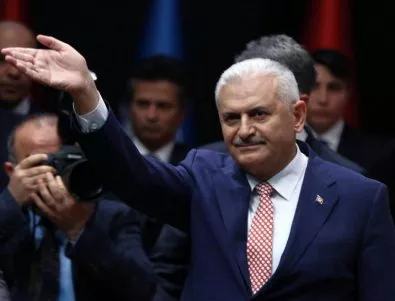 Ердоган възложи на новия премиер Бинали Йълдъръм да състави правителство