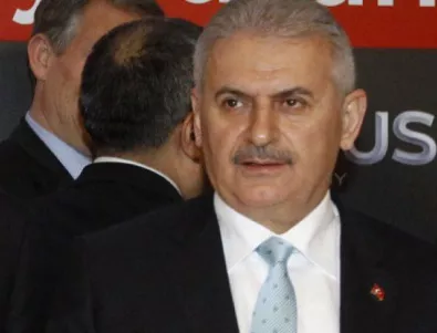 Бинали Йълдъръм: Анкара координира действията си в Идлиб с Москва