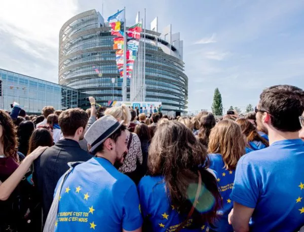 Младите лидери на Европа: Най-голямата криза не е миграцията, а икономиката