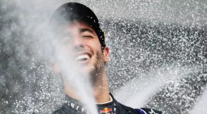Рикардо изненадващо стана победител в Гран при на Баку
