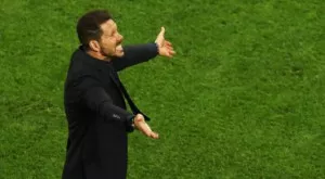 Симеоне: Хората си нямат и понятие колко трудно е да играеш в отбрана