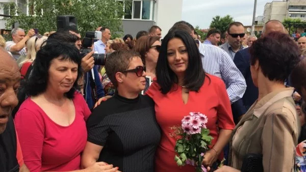 МРРБ: Повече от 750 жилищни блока ще бъдат санирани до края на годината