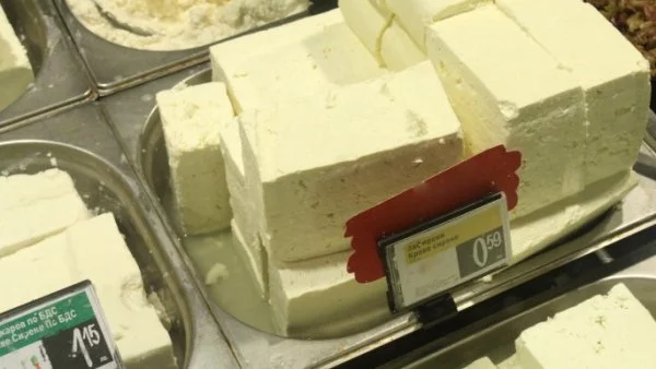 БАБХ: 11 предприятия произвеждат само имитиращи млечни продукти