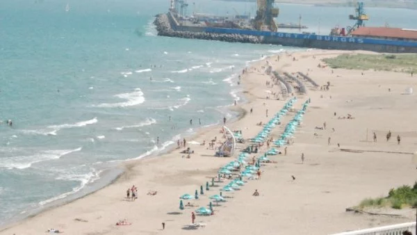 Откриват официално сезона на централния бургаски плаж