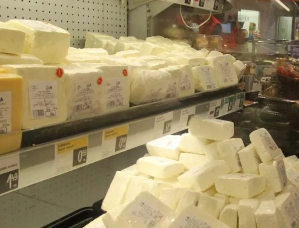 БАБХ: Действително има фалшиво сирене на пазара
