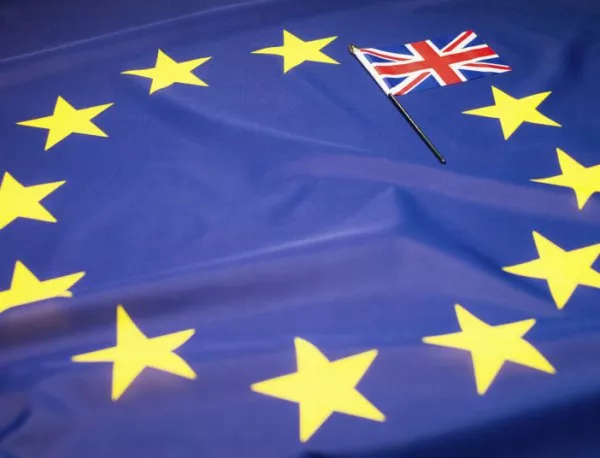 Референдумът във Великобритания приключи, Европа чака резултати