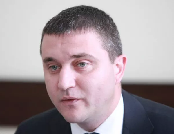 Горанов: Сивата икономика и контрабандата не е преборена, но тенденцията е положителна