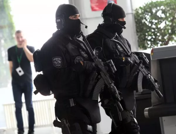 Съвсем скоро полицейската държава в България става факт - по закон