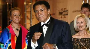 Боксови величия ще носят ковчега на Мохамед Али