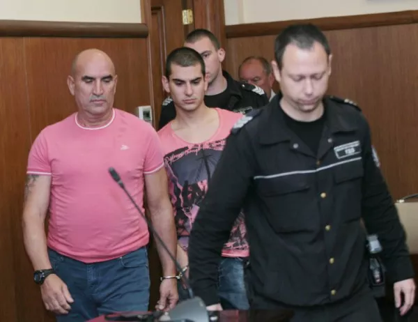 Съдът остави под домашен арест сина на Ценко Чоков 