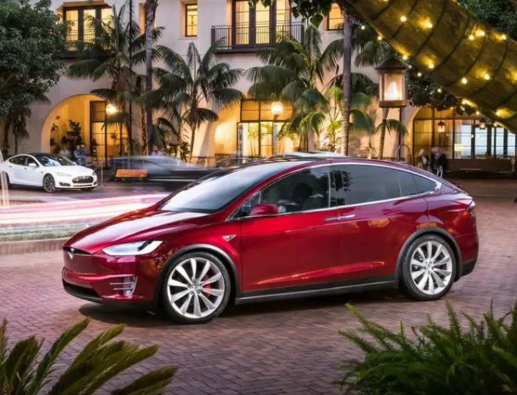 Model 3 на Tesla ще се движи с по-малка батерия от очакваната