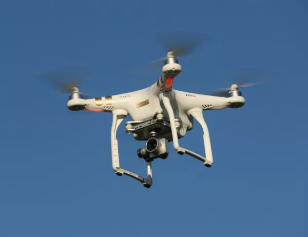 Китайска компания се мъчи да докаже, че дроновете ѝ са сигурни