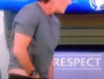 Ужасна гнусотия - треньор на Евро 2016 си бръкна в гащите, после се подуши (ВИДЕО)