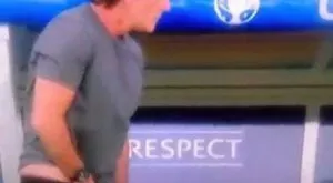 Не се спря: Льов си подуши задника и на тренировка (ВИДЕО)