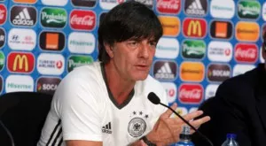 Льов: Гюндоган и Йозил съжаляват за снимката с Ердоган