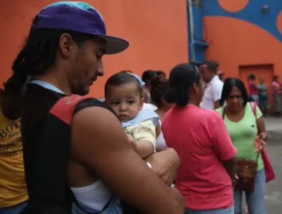 Над 127 000 души са влезли за 3 дни в Колумбия от Венецуела след отварянето на границата