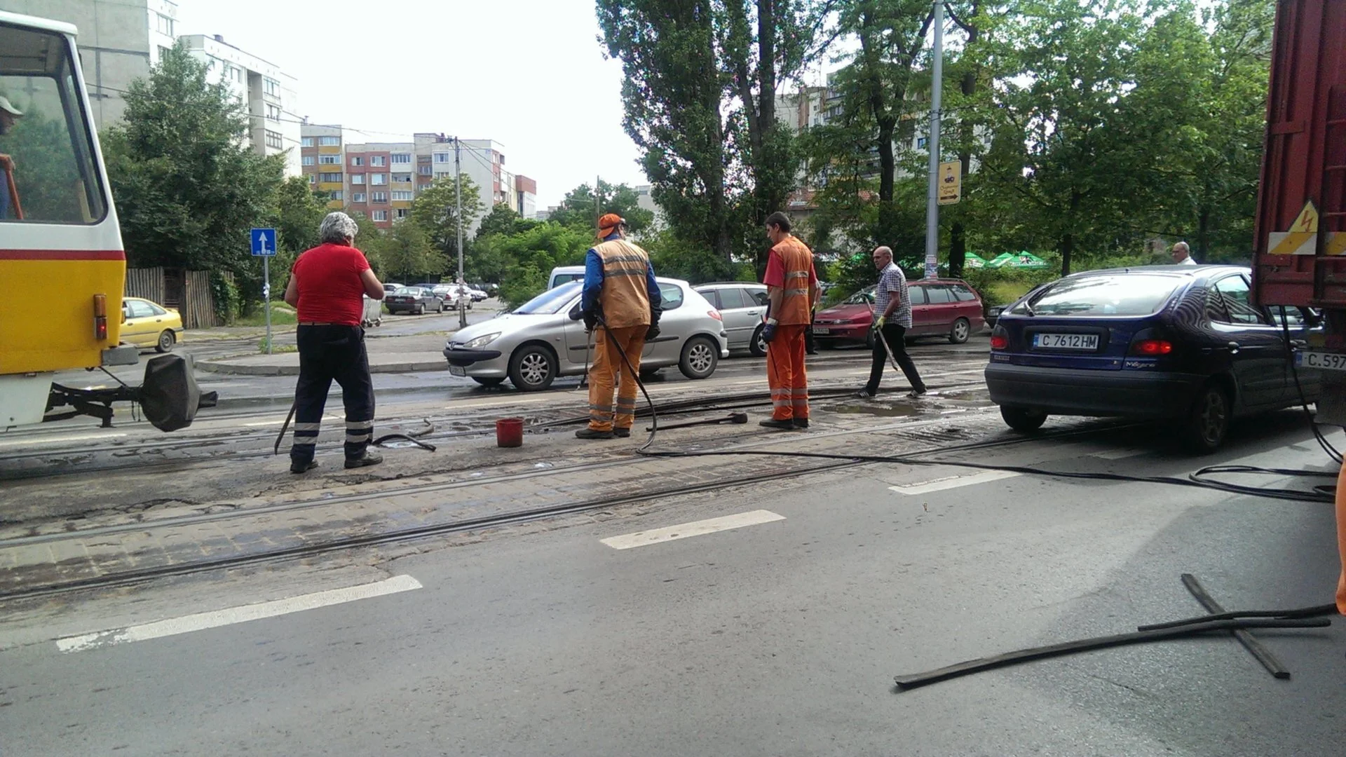 Ремонт променя движението на два трамвая в София