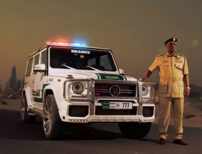Полицията в Дубай конфискува 81 коли на улични състезатели