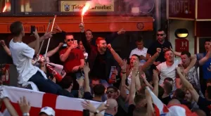 {{ otherArticle[0].article.title }}