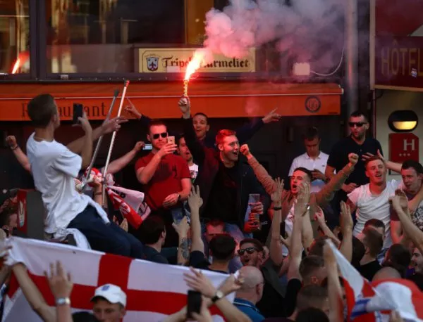 Над 550 "агресивни запалянковци" са арестувани на Евро 2016