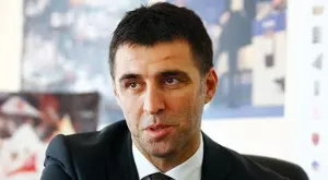 "Ердоган ми взе всичко": Турска футболна легенда кара такси в САЩ