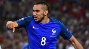 Звезда от Висшата лига се изгаври със съперника с това отиграване (ВИДЕО)