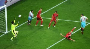 Турция се реабилитира със скалпа на Чехия и третото място в група "D"