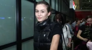 {{ otherArticle[0].article.title }}