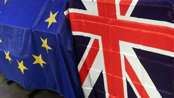 Британският министър, отговарящ за Brexit: Излизаме от ЕС през март 2019 г.