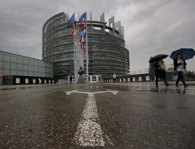 Европейският парламент ратифицира парижкия договор за климата