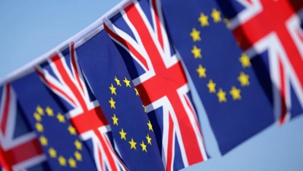 Заплануваните за октомври преговори за Brexit може да се отложат