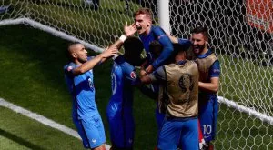 2016/06/26/0503925001466952545