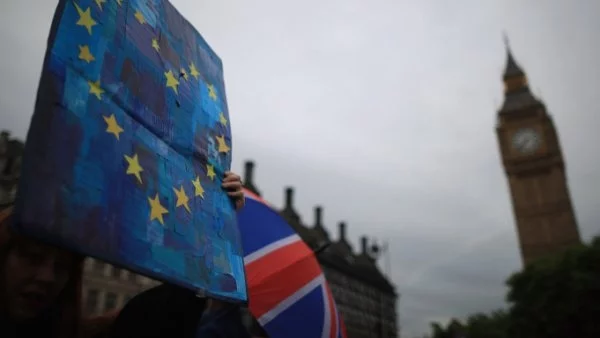 Най-големите държави в ЕС са против щедрост към Великобритания за Brexit