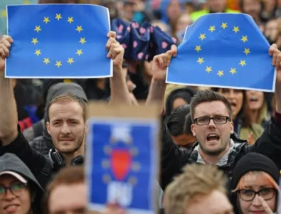Хиляди протестират в Лондон срещу Brexit