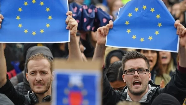51% oт британците искат нов референдум за Brexit