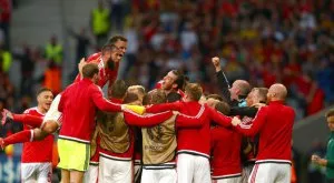 Сърбия измъкна точка от Бейл и компания