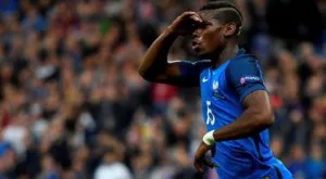 Погба загрява за Юнайтед с... баскетбол (ВИДЕО)