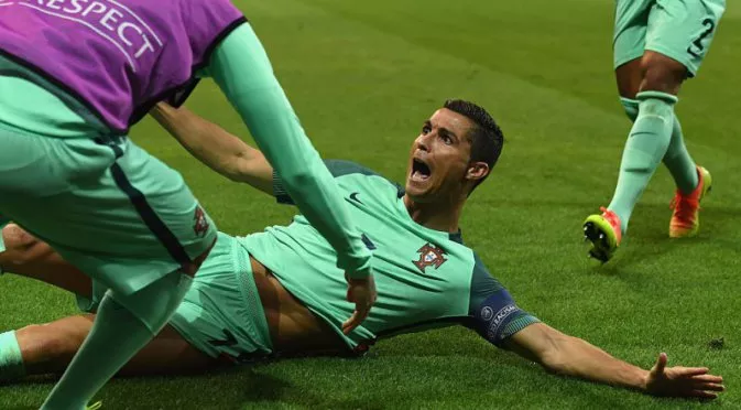 Роналдо изведе Португалия до финала на Евро 2016 (ВИДЕО)