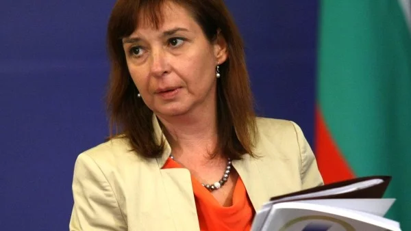 Русинова: Надявам се до 1 - 2 години да възстановим Хитрино