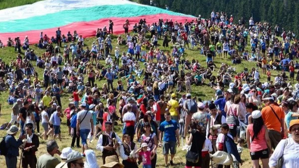 С края на лятото започват местните събори 