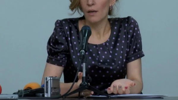 Ангелкова: Ще вкараме сезонни работници за туризма от трети страни