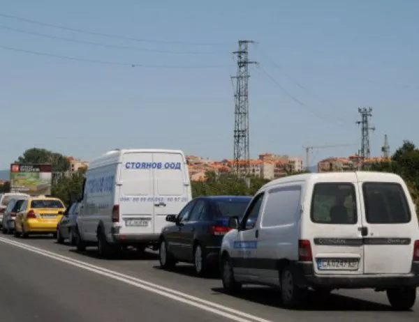 АПИ предупреди шофьорите да карат внимателно по АМ "Черно море"
