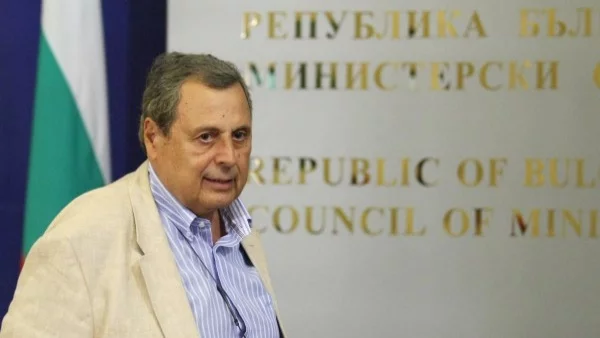 Божидар Данев: Клас "прослужено време" е противоконституционен